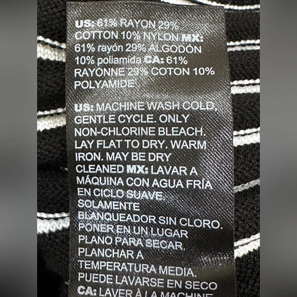 White House Black Market Graphic Knit Tank L Black White Mod Minimalist Office - Picture 8 of 8